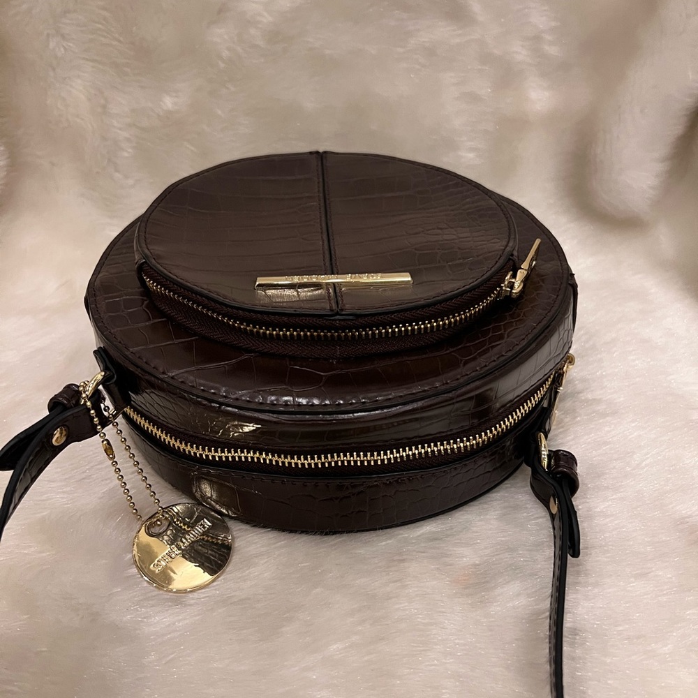 Steve Madden Round Crossbody - Picture 6 of 10